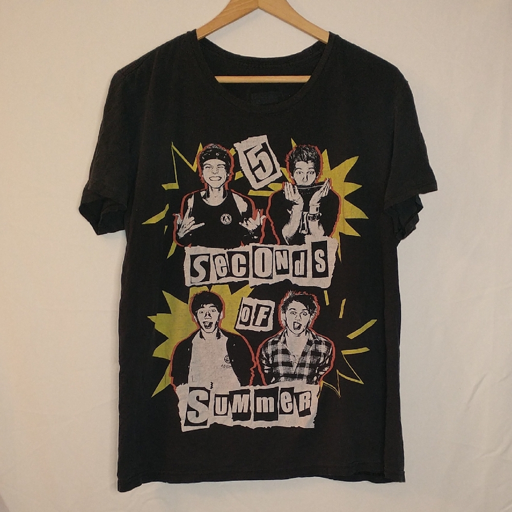 5 Seconds Of Summer Black Graphic Band Tee with Yellow & White Accents